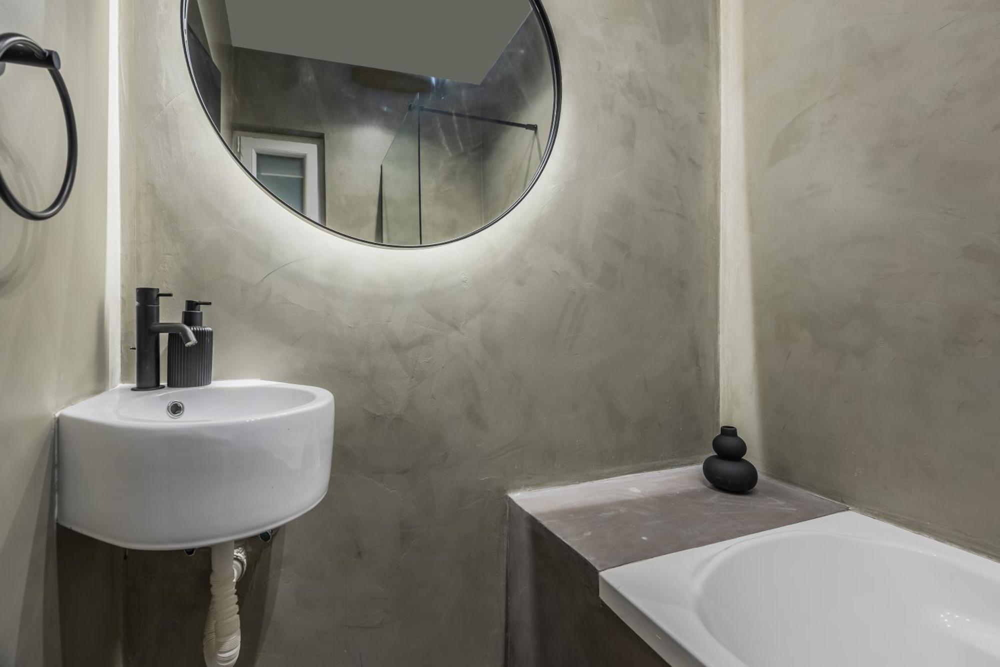 Loftnoir Spacious & Very Close To Seafront * Sliema